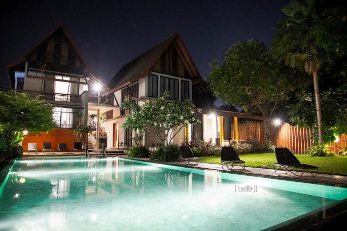 Iudia Hotel Phra Nakhon Si Ayutthaya Exteriör bild